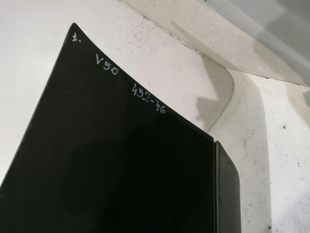 фото №8, Volvo v50 бампер задняя задний 452-46