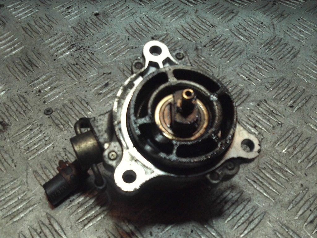 фото №1, Насос вакуум вакуум mazda 6