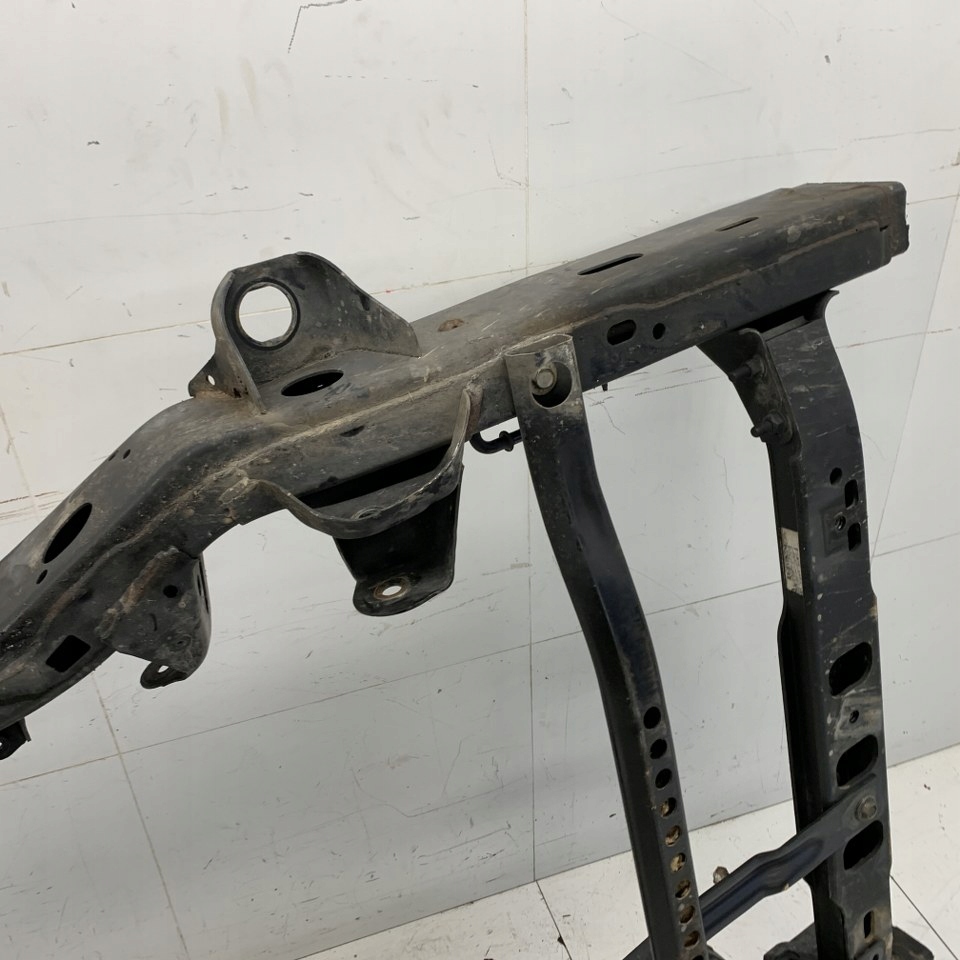 Рама лонжерон балка четвертина перед оригінал jeep wrangler iv jl 20r в Україні