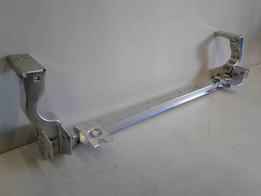 фото №7, Mercedes b klasa w246 242 балка pod радиатор 246