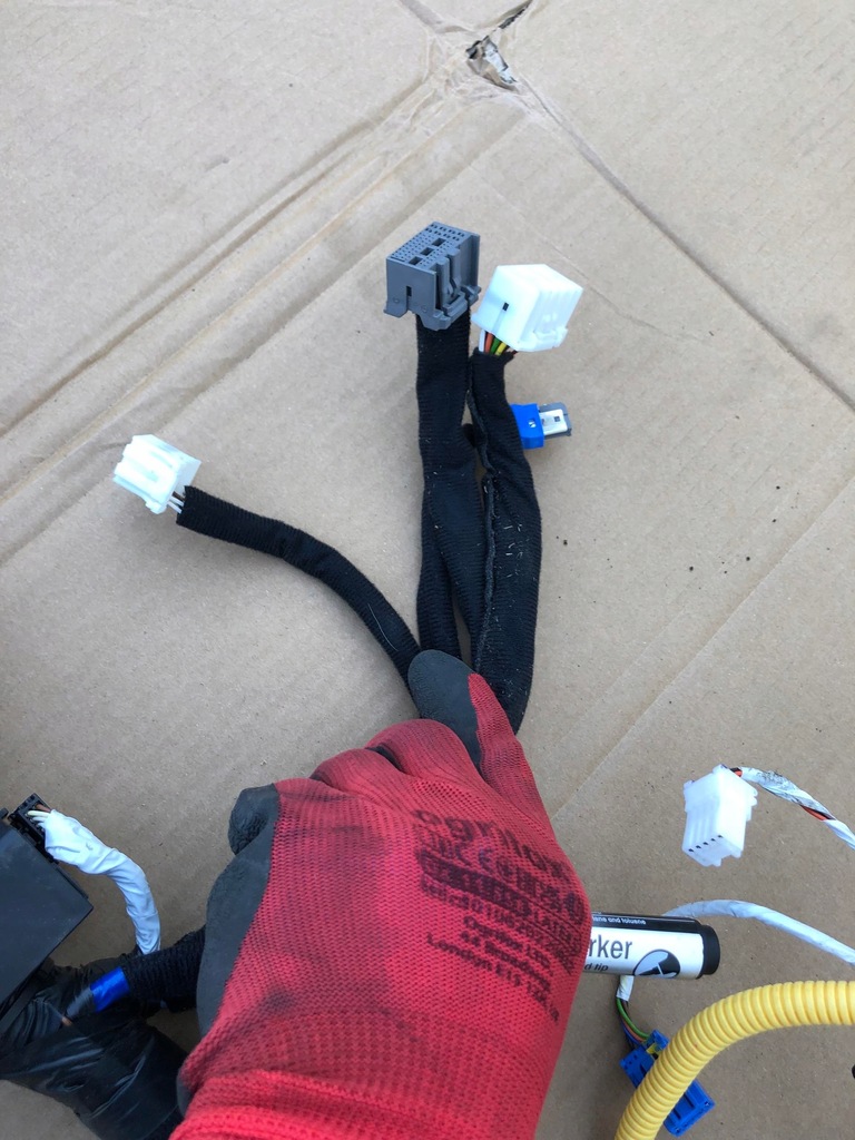 фото №12, Hyundai i30n i30 iii n lift 2020- джгут електропроводка pod панель 91160-s0170