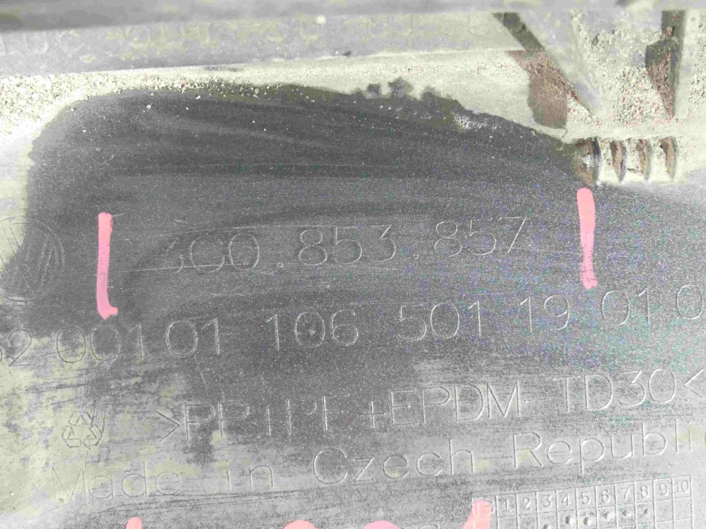 Купити Накладка поріг ліва поріг накладка vw passat b8 3c0853857 3g0853945