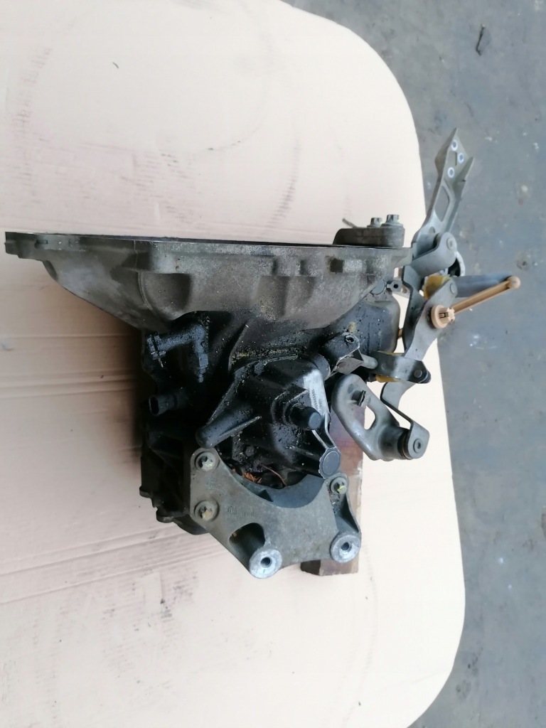 фото №2, Коробка передач передач opel astra h corsa d c r90400206