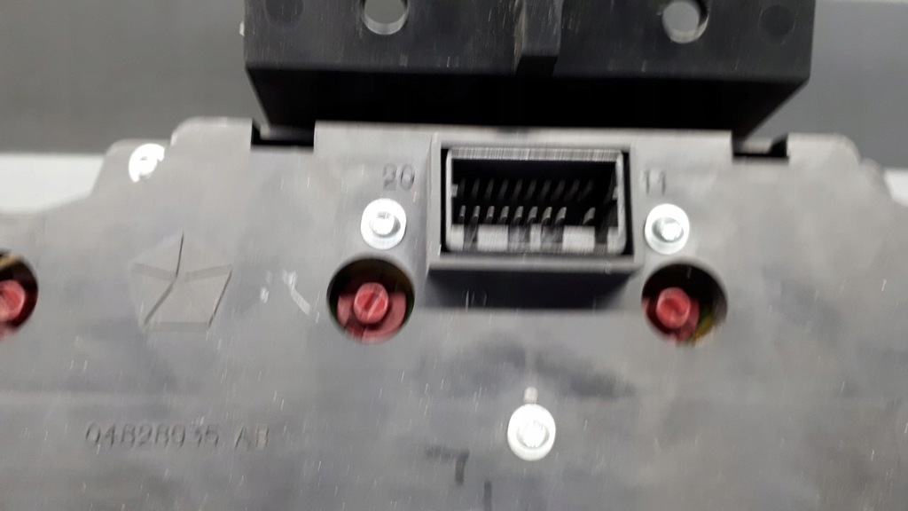 фото №10, 04832731ab счетчик приборная панель jeep cherokee 2.7 дизель