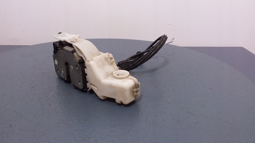 фото №2, Alfa romeo 159 замок дверь перед левый eu 7 pin