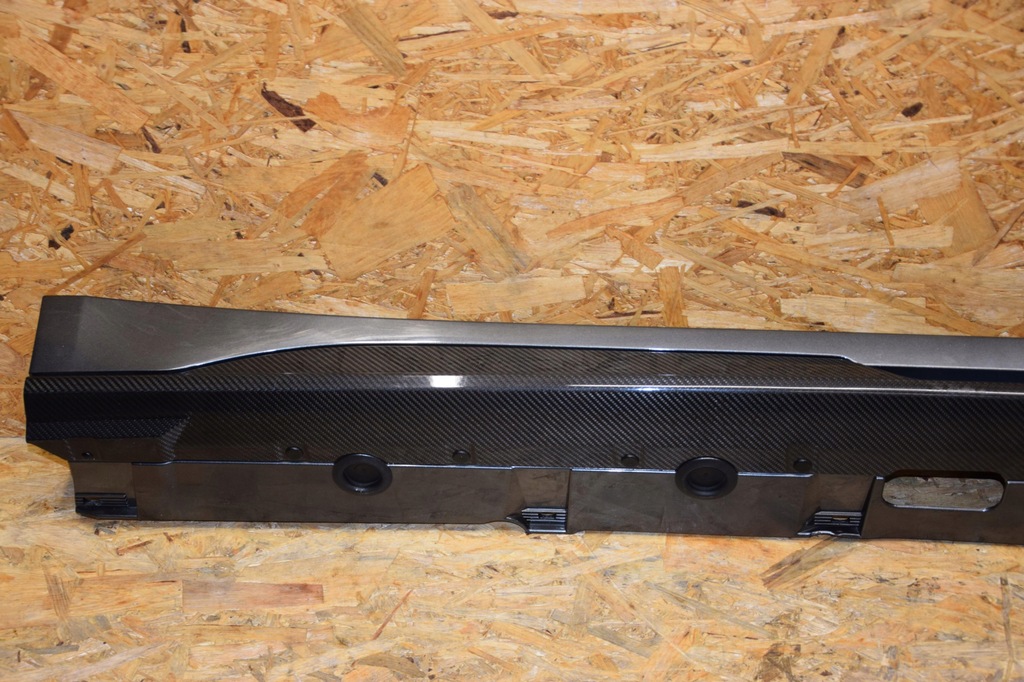 фото №6, Молдинг порог накладка правая карбон audi r8 4s ii lift lz7s 4s0853860 19-