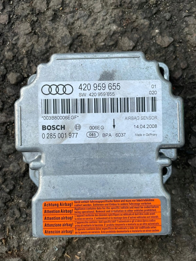 фото №6, Audi r8 420 консоль приборная панель приборная панель ремни подушка uk