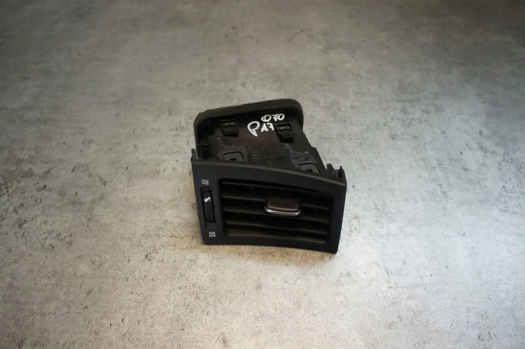 фото №1, Решітка обдув права infiniti q70