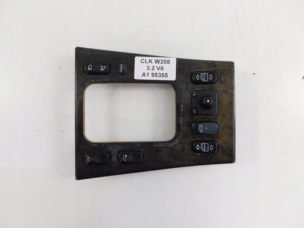 фото №1, Mercedes clk w208 3,2 v6 панель