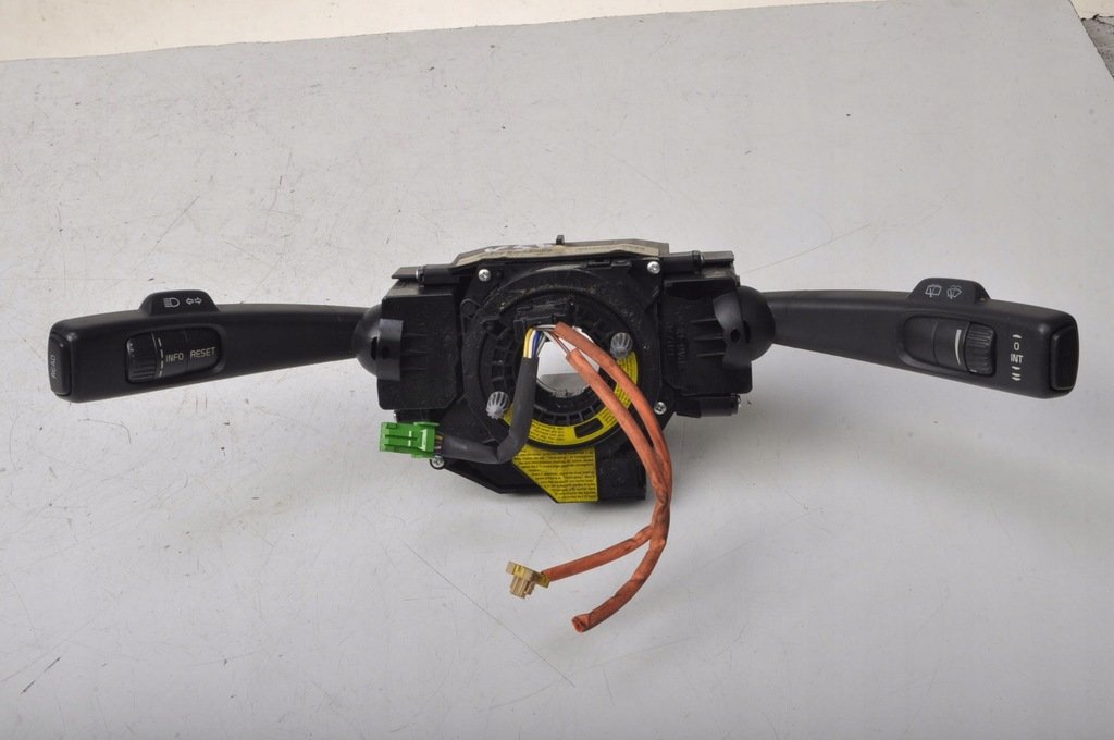 фото №1, Volvo v50 переключатель комбинированный 30773146 лента