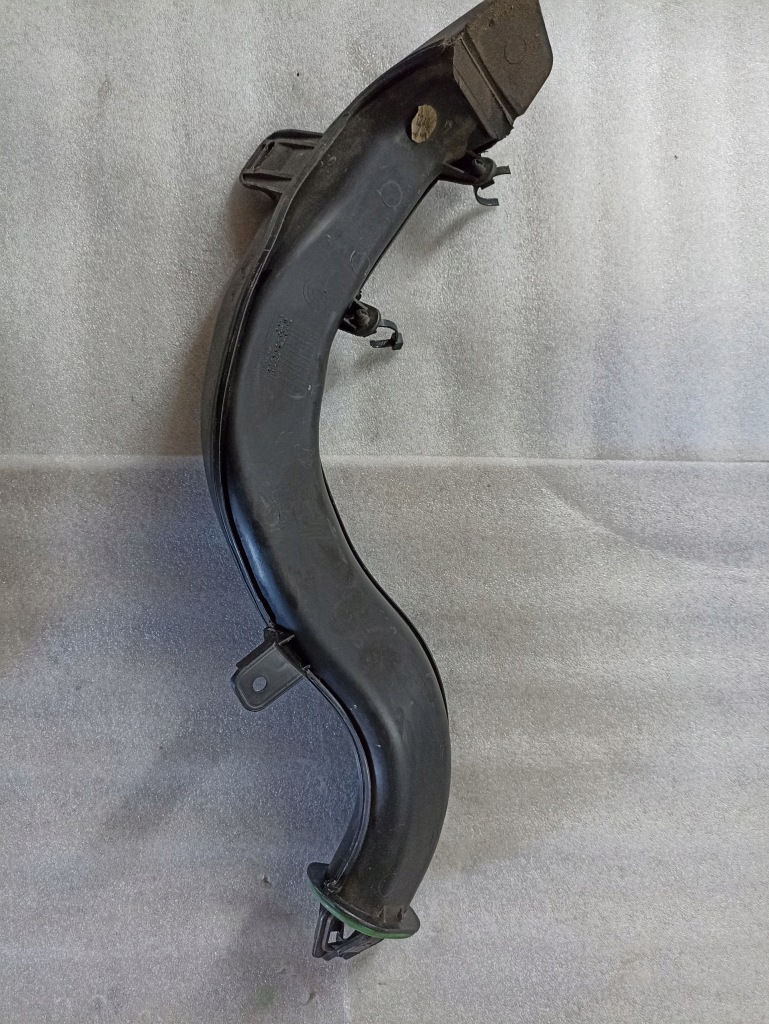 фото №1, Mercedes w117 w176 w246 труба повітрозабірник повітря