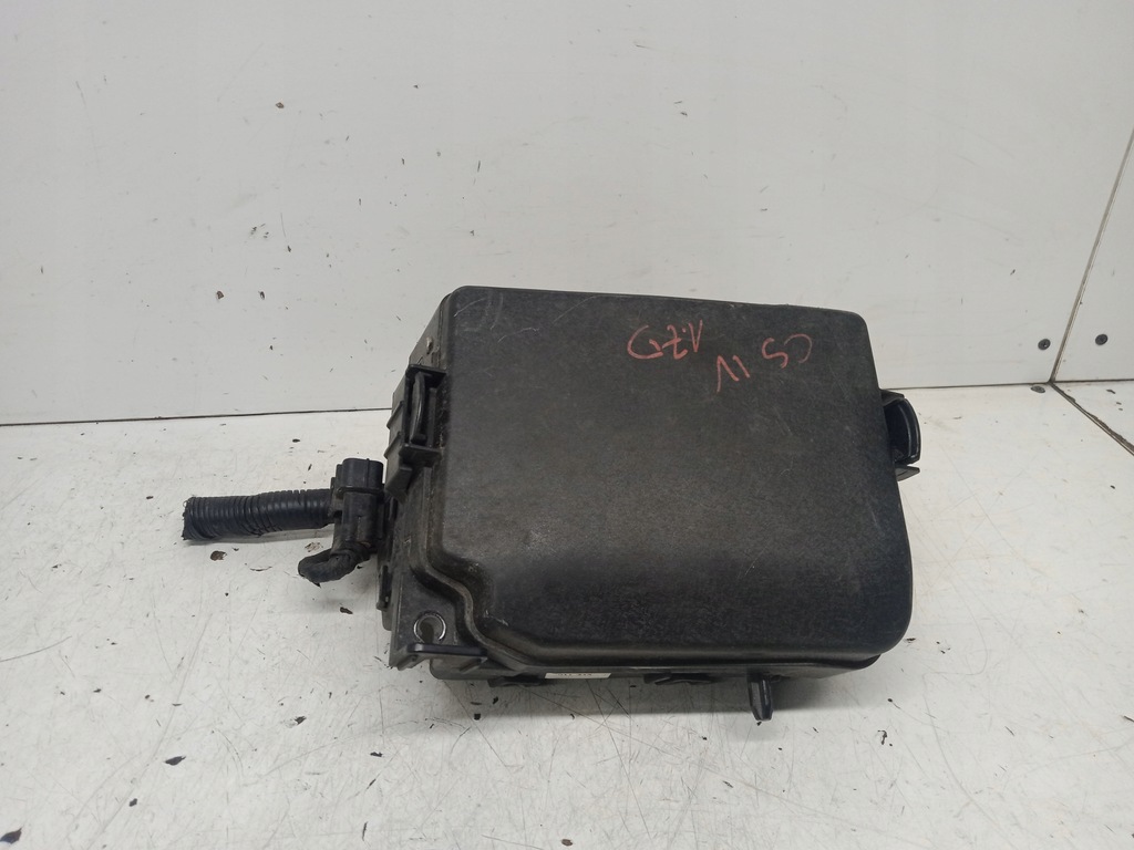 фото №1, Kia carens iv корпус коробка предохранителей 1,7crdi 2013-17r