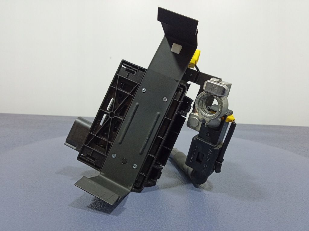 фото №8, Bentley continental i 03- шланг клемма plus аккумулятор 3w0971228d