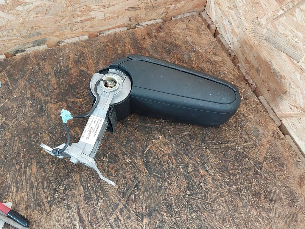 фото №14, Подлокотник audi a6 c5 кожа чёрный