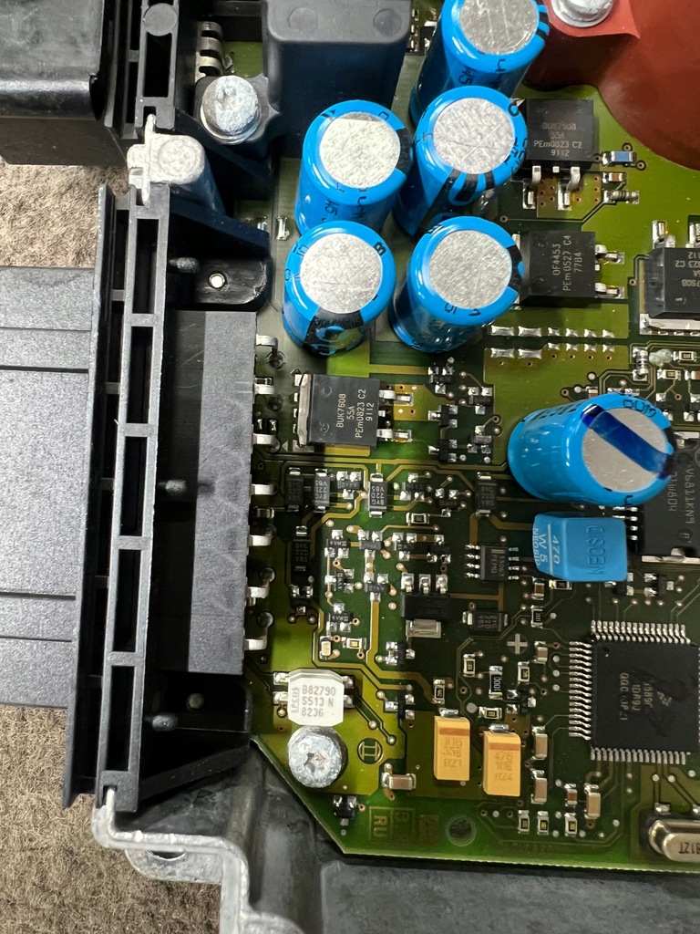 фото №11, Модуль заряджання акумулятор bcm a2305401045 a2305400945 mercedes sl r230