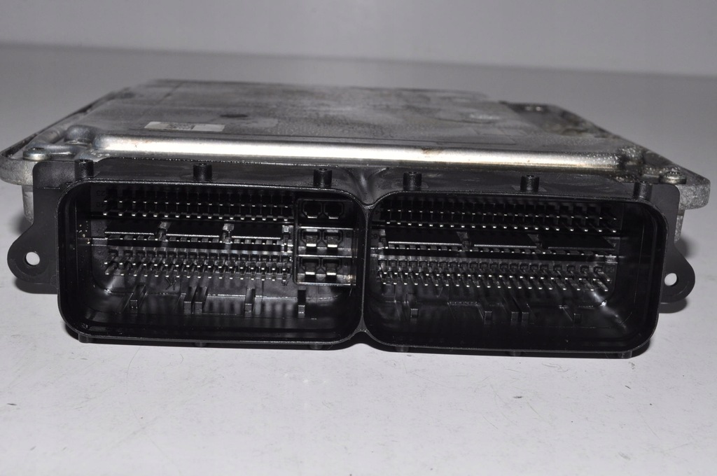 фото №7, Ford tourneo connect mk3 2.0 eco бортовой компьютер двигателя 05l907309aa 0281039430