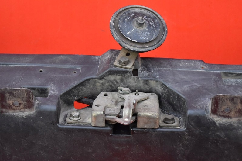 фото №4, Pas передний усилитель renault modus 1.4 16v 98 km 04-07