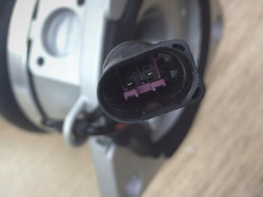 фото №9, Амортизаторы задние правый левый do audi a8 d3 vw phaeton 4e0616001 4e0616002