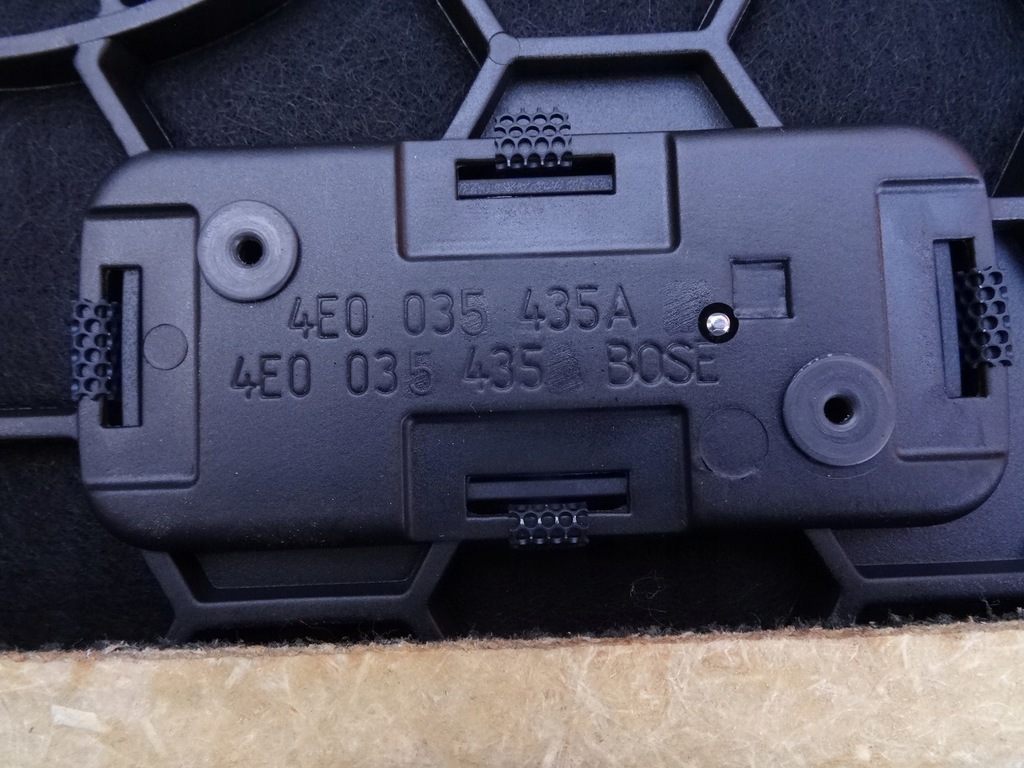 фото №10, 4e0861325 audi a8 d3 полка шторка электрическая bose oryg