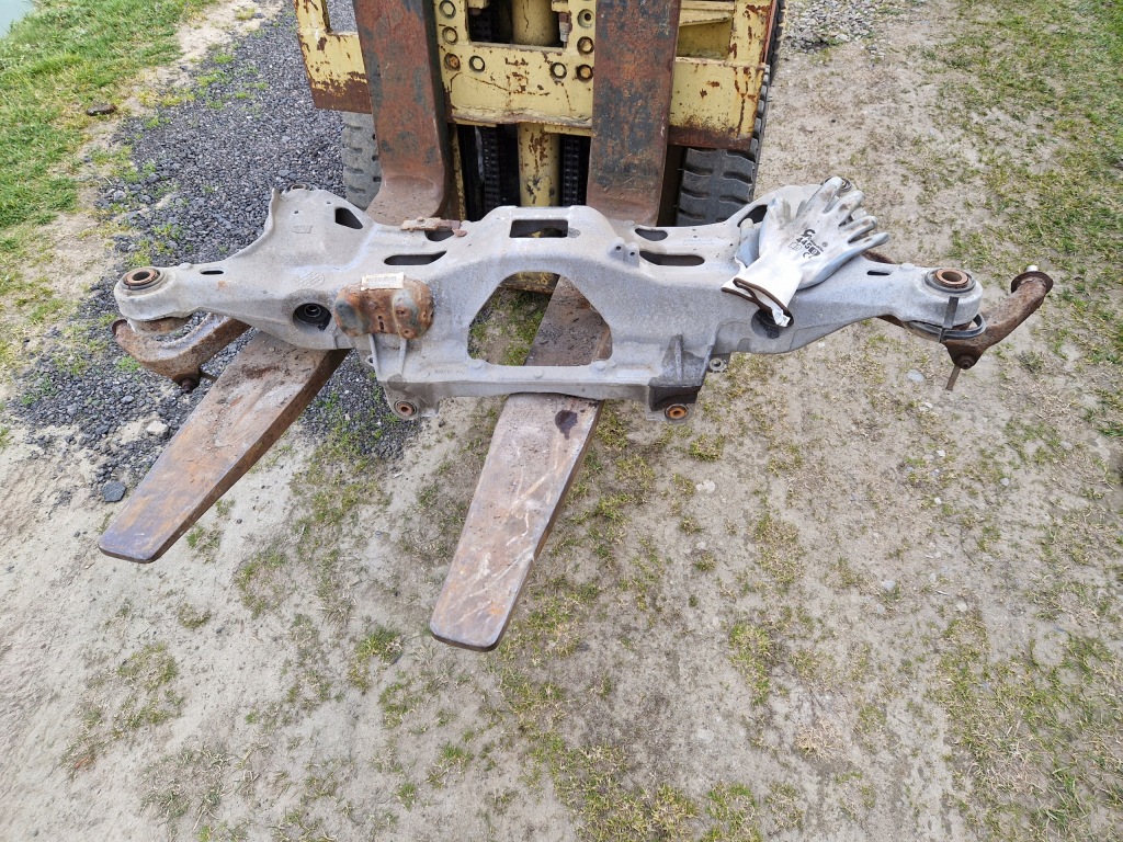 Купить Подвеска задний  volvo xc70 2 awd 2.4d 2000-2007