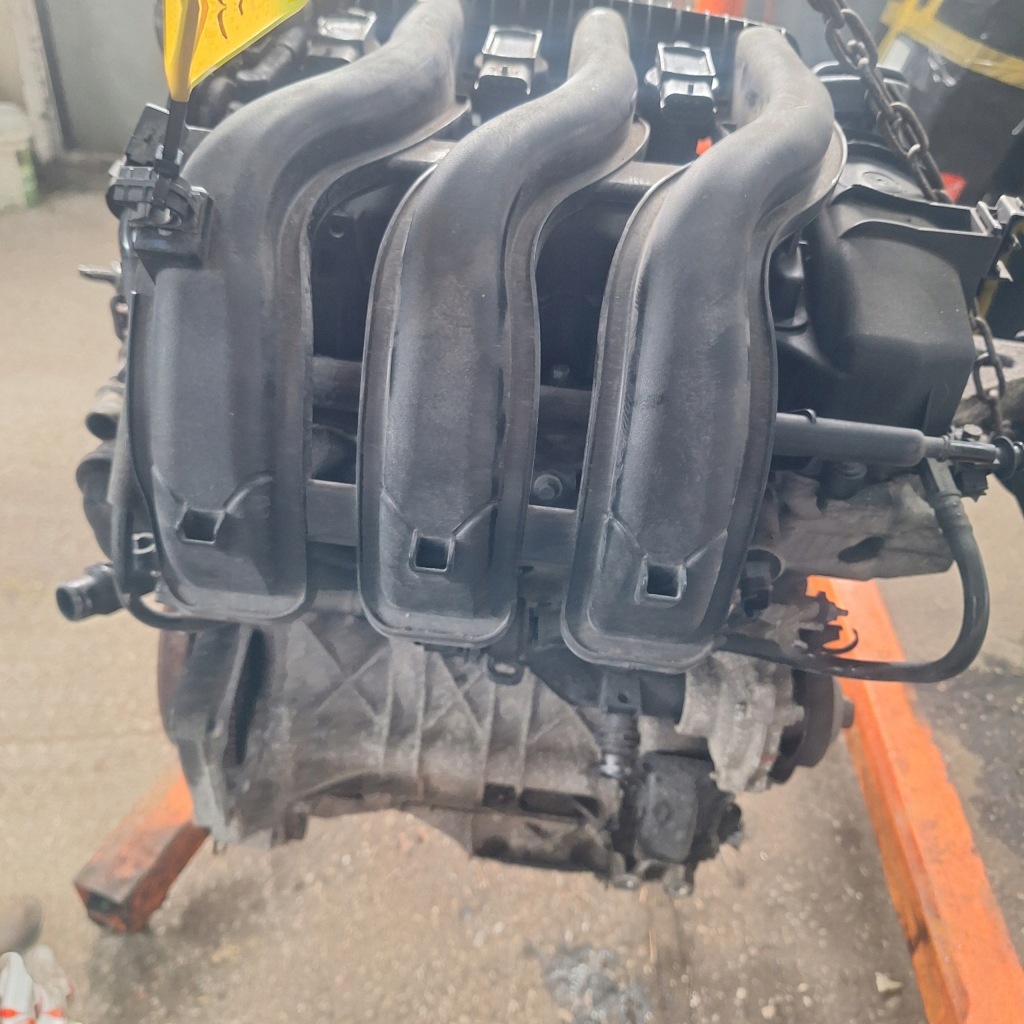 Двигатель 1.2 vti peugeot citroen 10b208 hm01 Недорого