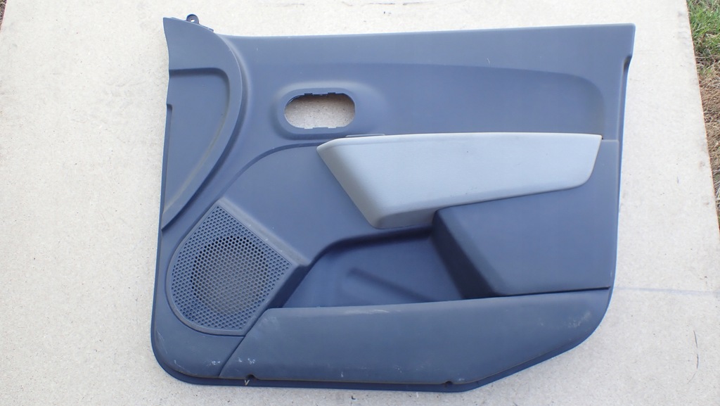 фото №1, Обивка обшивка дверь правый перед dacia lodgy