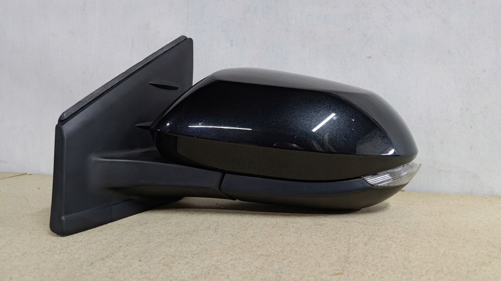 Купить Toyota yaris iv p21 зеркало левая наружное 8 pin eur оригинал