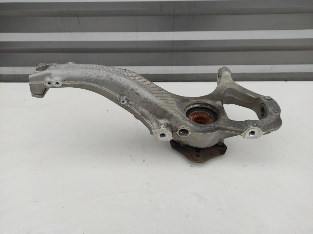 фото №1, Поворотный кулак передняя перед правая porsche taycan 9j1407246b