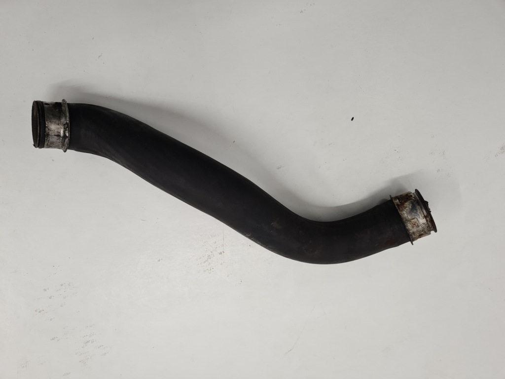 Купить Mercedes w212 пабтрубок  воды 2.2cdi a2045011582