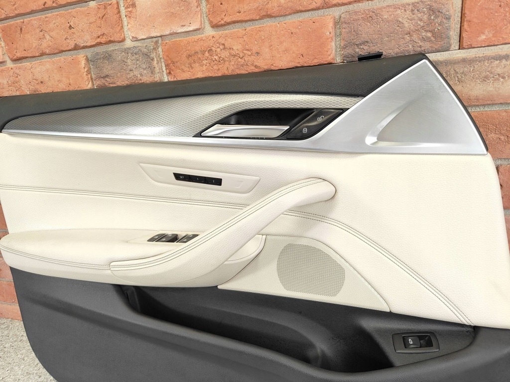 фото №10, Оббивка обшивка двері лівий перед bmw 5 g30 g31 m5 f90 elfenbeinweiss