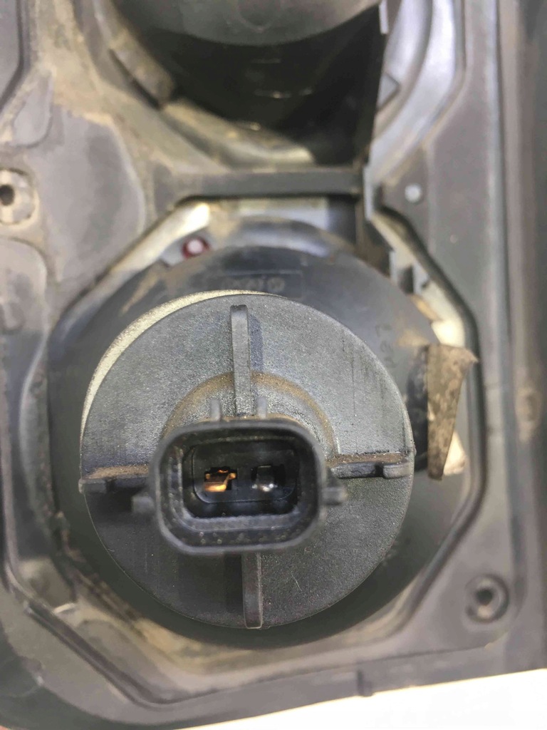 фото №6, Лампа правий задня land rover freelander amr4003