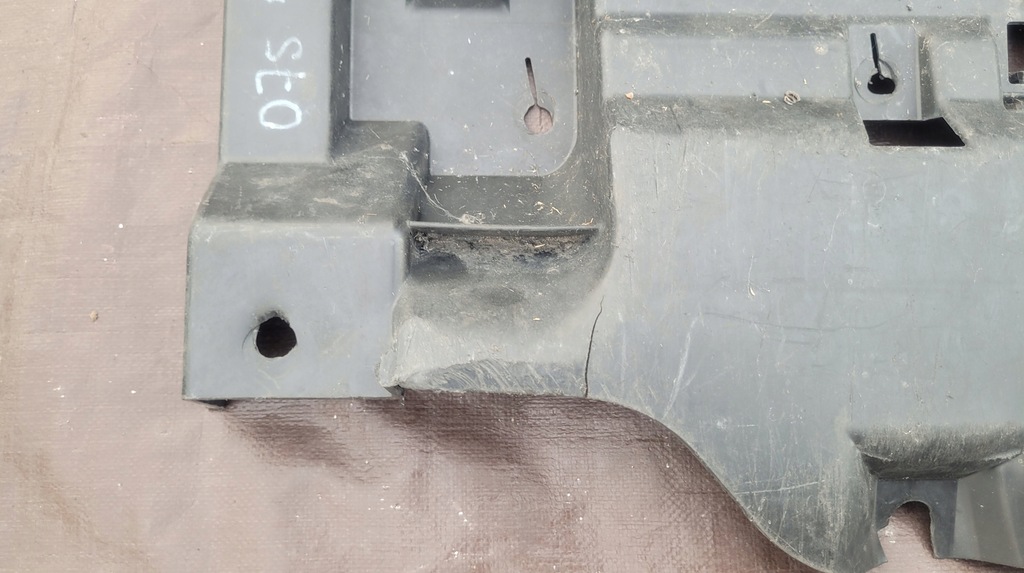 фото №10, Toyota avensis iii t27 защита плита pod бампер перед 52618-05010 // 1651