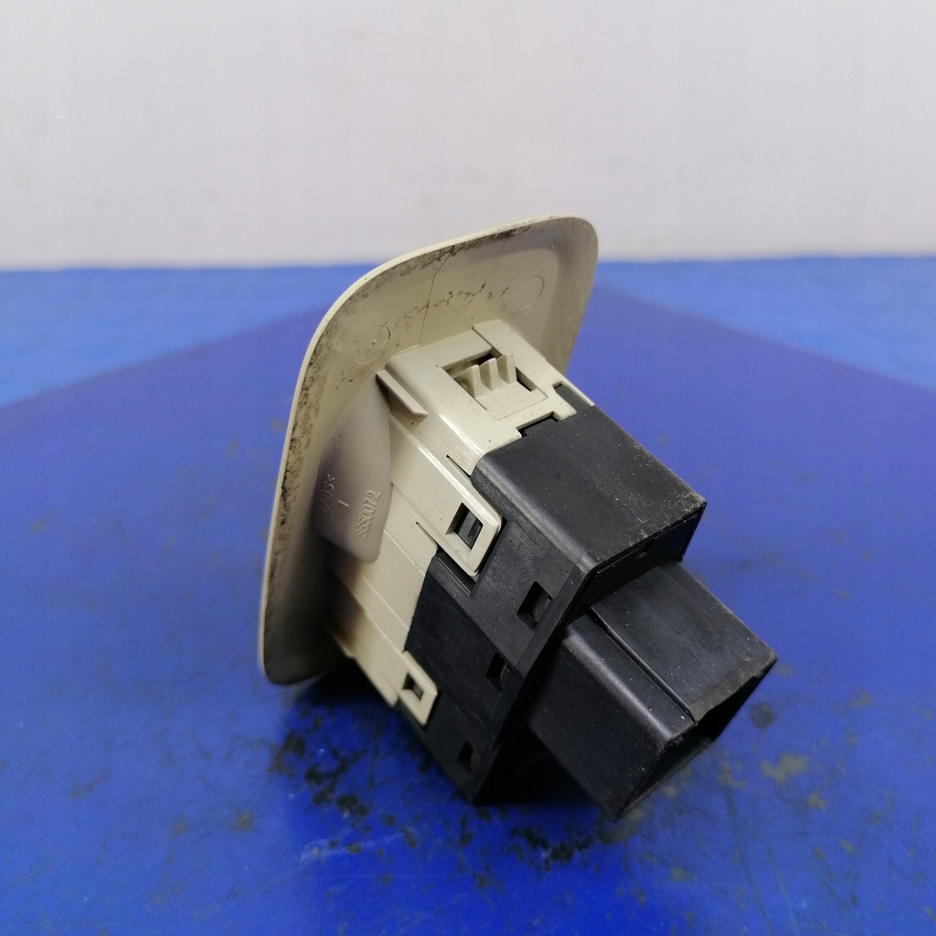 фото №7, Volvo s60 переключатели стекло 8650072