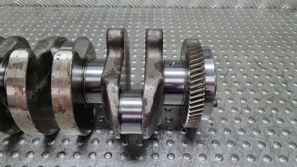 фото №8, Wał коленчатый a65104 a6510300401 mercedes glk x204 w204 w212 2.2 cdi om651