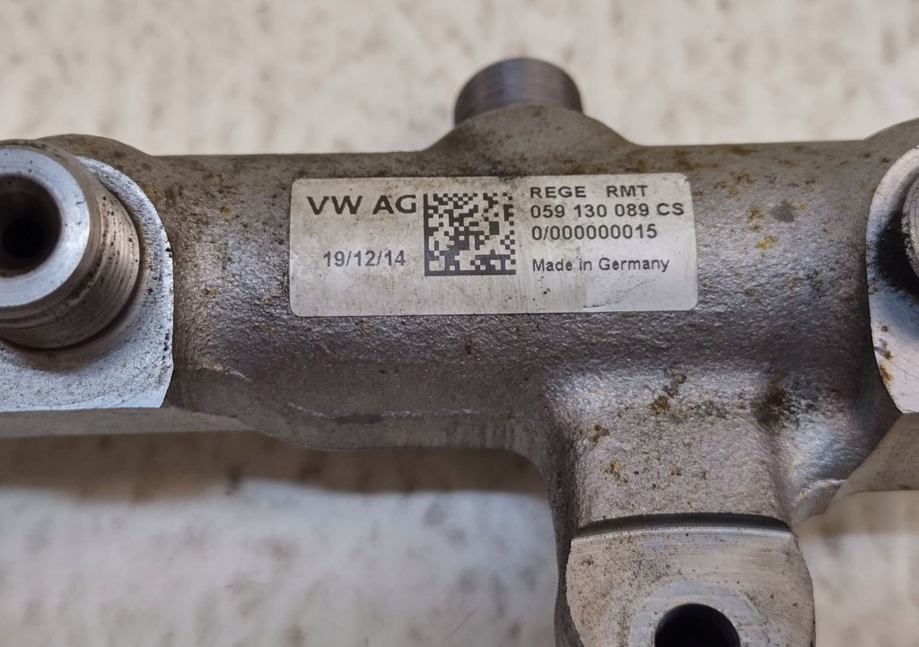 фото №5, Audi a6 s6 c7 4g lift 15-18 3.0 tdi crtd молдинг упорскування 059130089cs