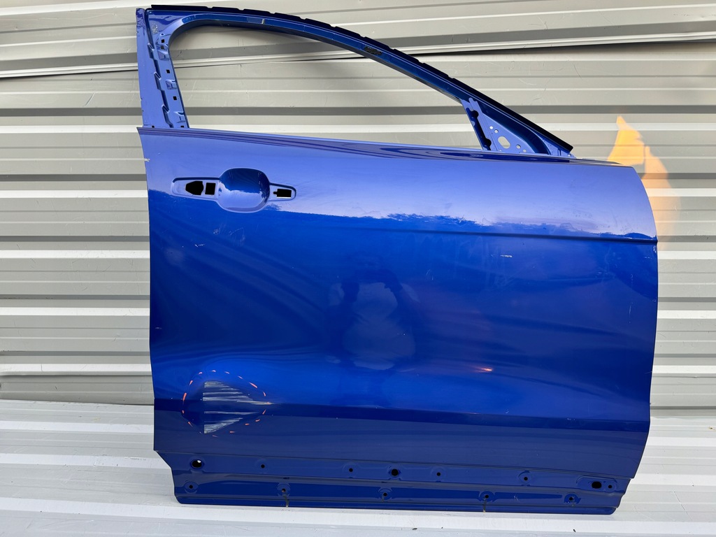 фото №1, Jaguar f-pace x761 дверь правое передние правый перед