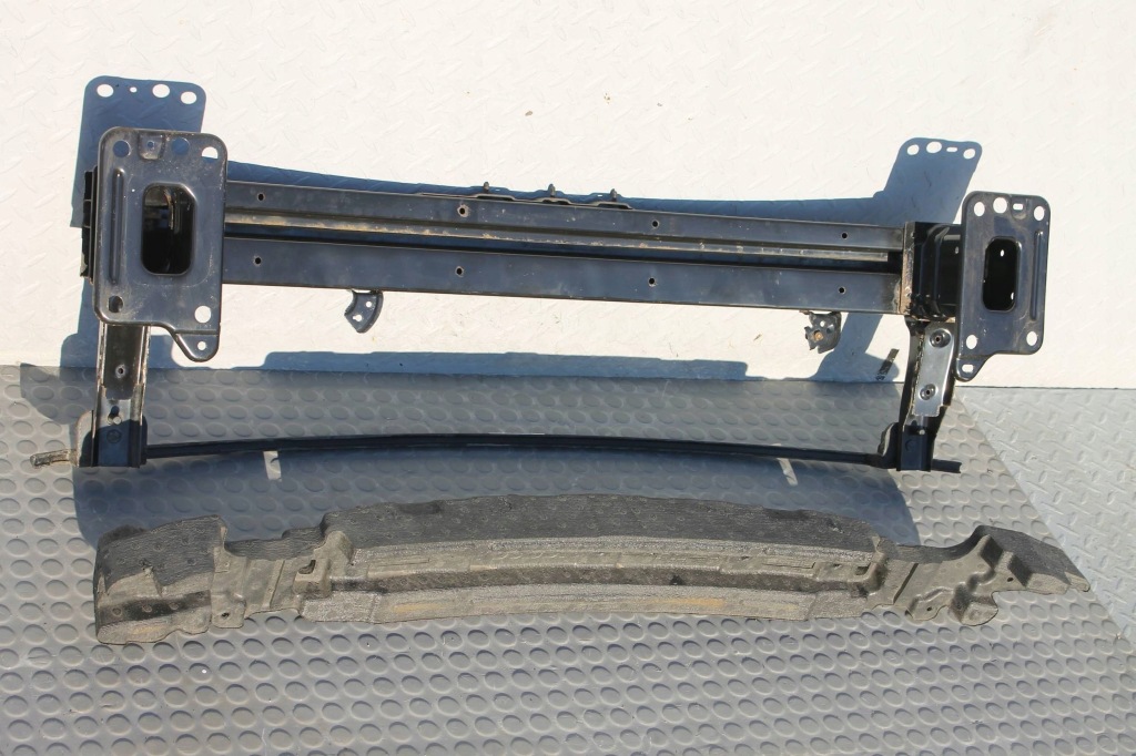 фото №12, Балка усилитель абсорбер бампера перед 64900-g4000 hyundai i30 iii 17-