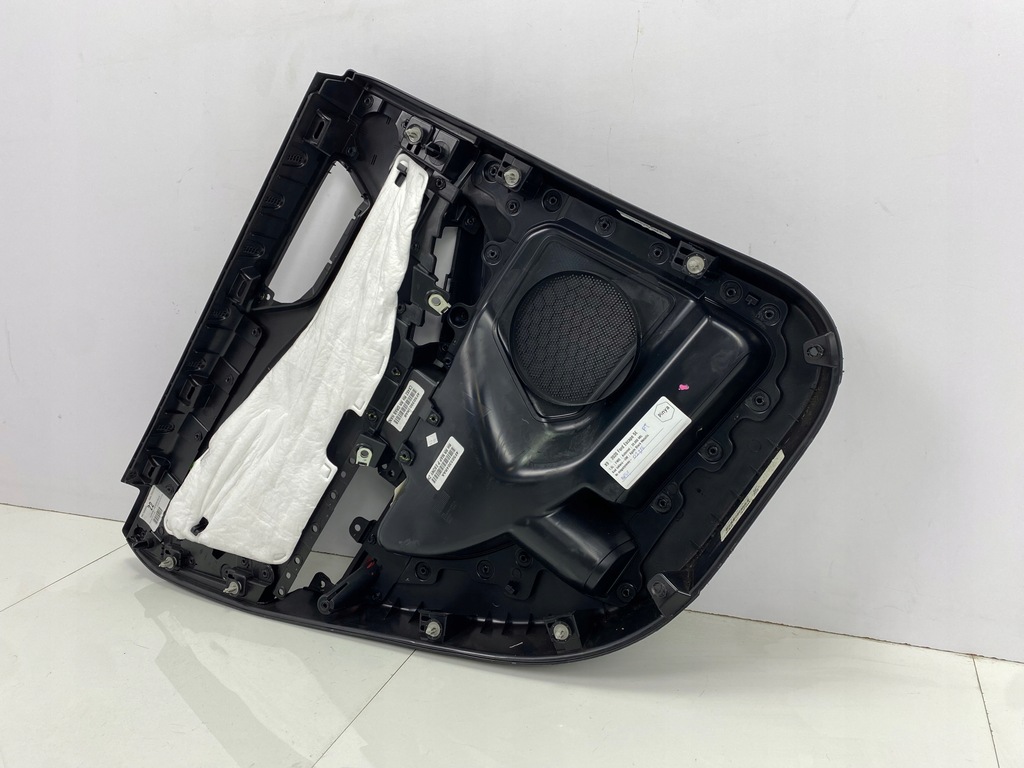 фото №9, Правий задній обшивка двері ford escape 2020+ usa kuga mk3