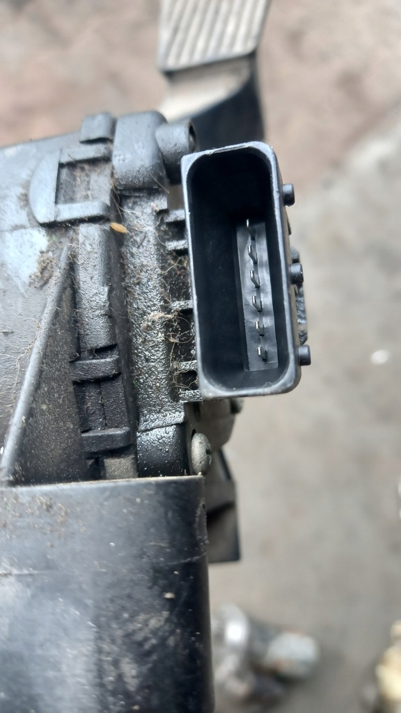 фото №4, Потенциометр газа opel zafira b 06r kombi