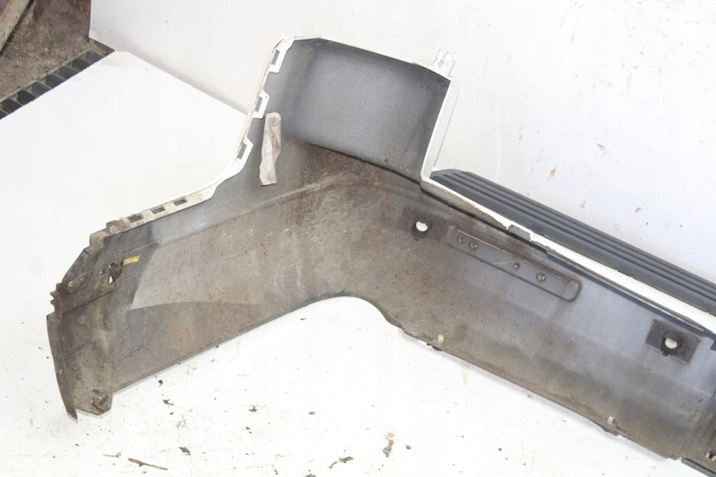 фото №12, Бампер задній land rover discovery iv l319 fujiwhite867 3.0l дизель 180kw