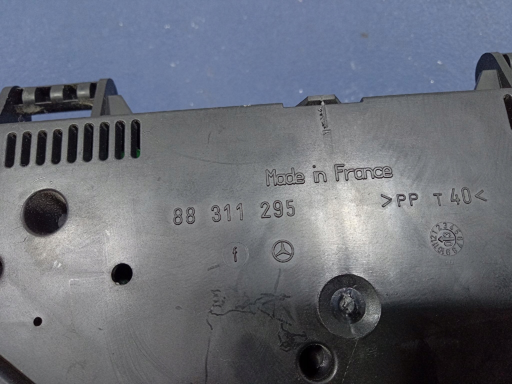 Mercedes sprinter w901 902 рестайлінг  00- 2.2 cdi лічильник zegry eu a0014468521 Зі Шроту