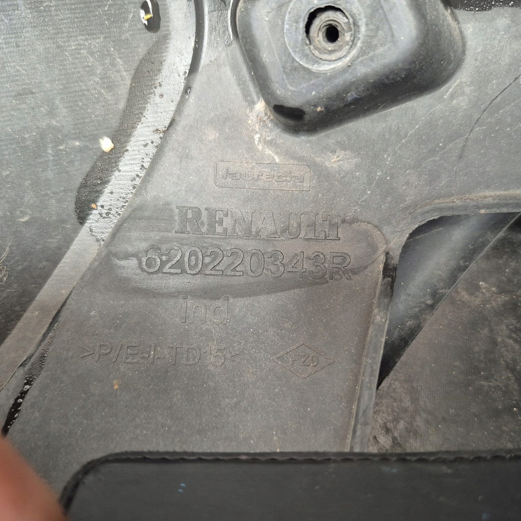 фото №9, Renault kadjar 15-18 бампер перед передний sprysk pdc