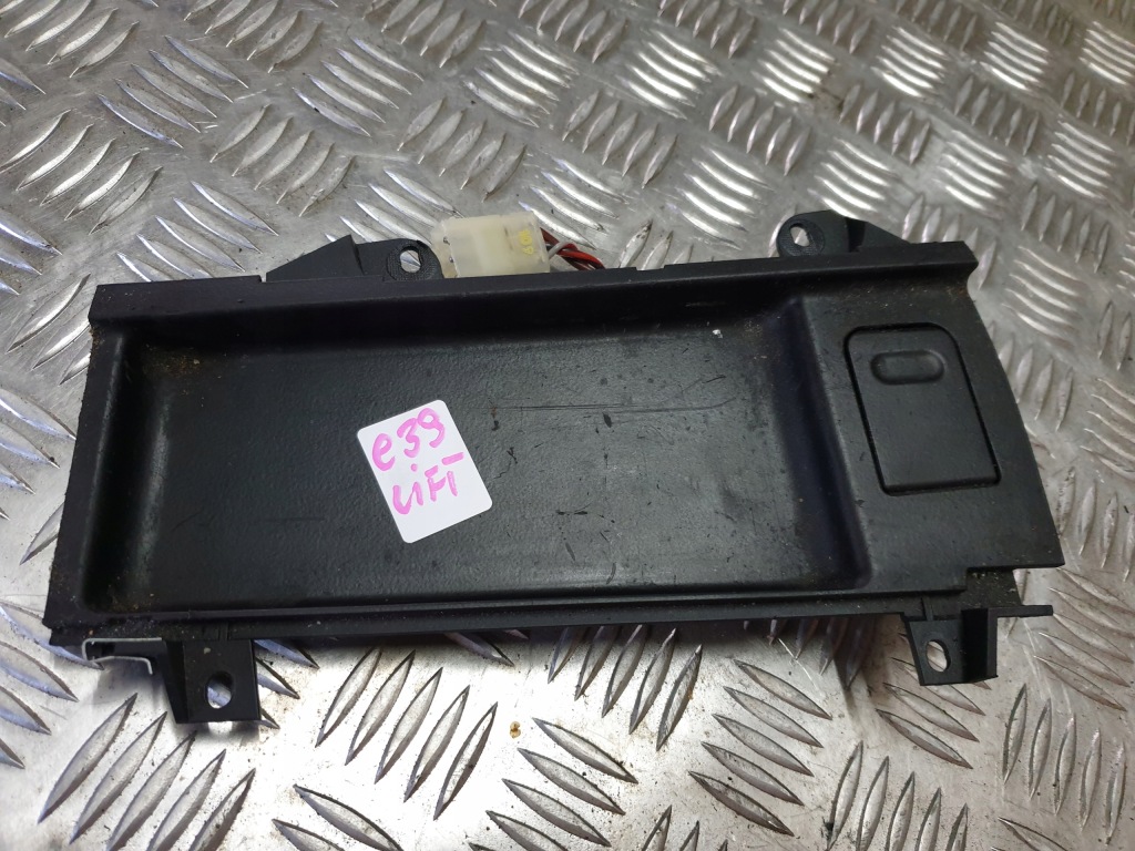 фото №1, Консоль прикурювача bmw e39 lift 8159694