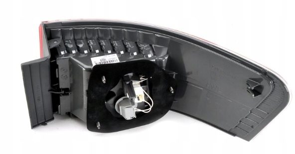 Фара часть наружная led toyota avensis t27 ko Киев