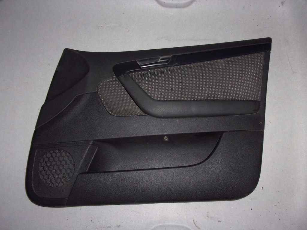 фото №1, Обивка обшивка дверь audi a3 8p 5d правый перед