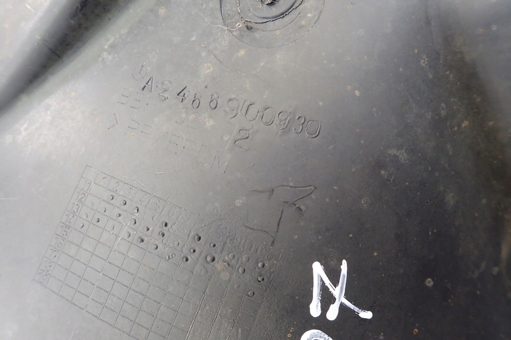 Mercedes cla w117 a klasa w176 b klasa w246 подкрылок правое перед a2468840222 Недорого