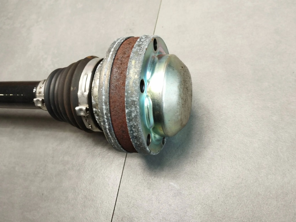 фото №4, Audi q5 8r привідний вал задня 8r0501203c