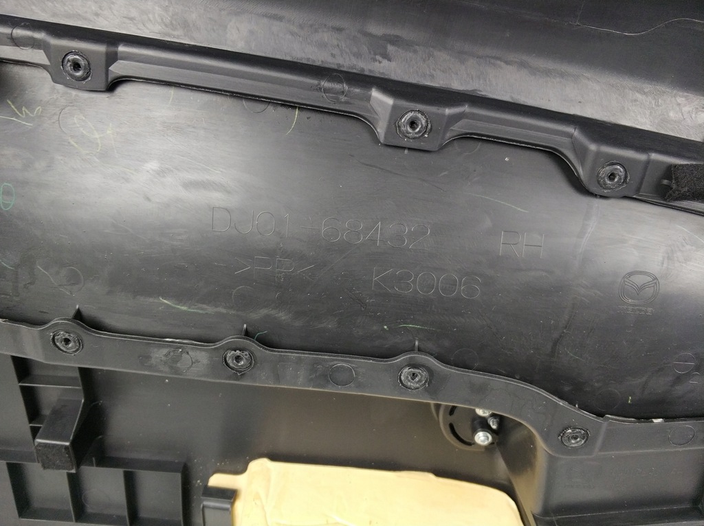 фото №8, Оббивка обшивка двері перед mazda 2 de lift 2007-2014r 3d 3 двері