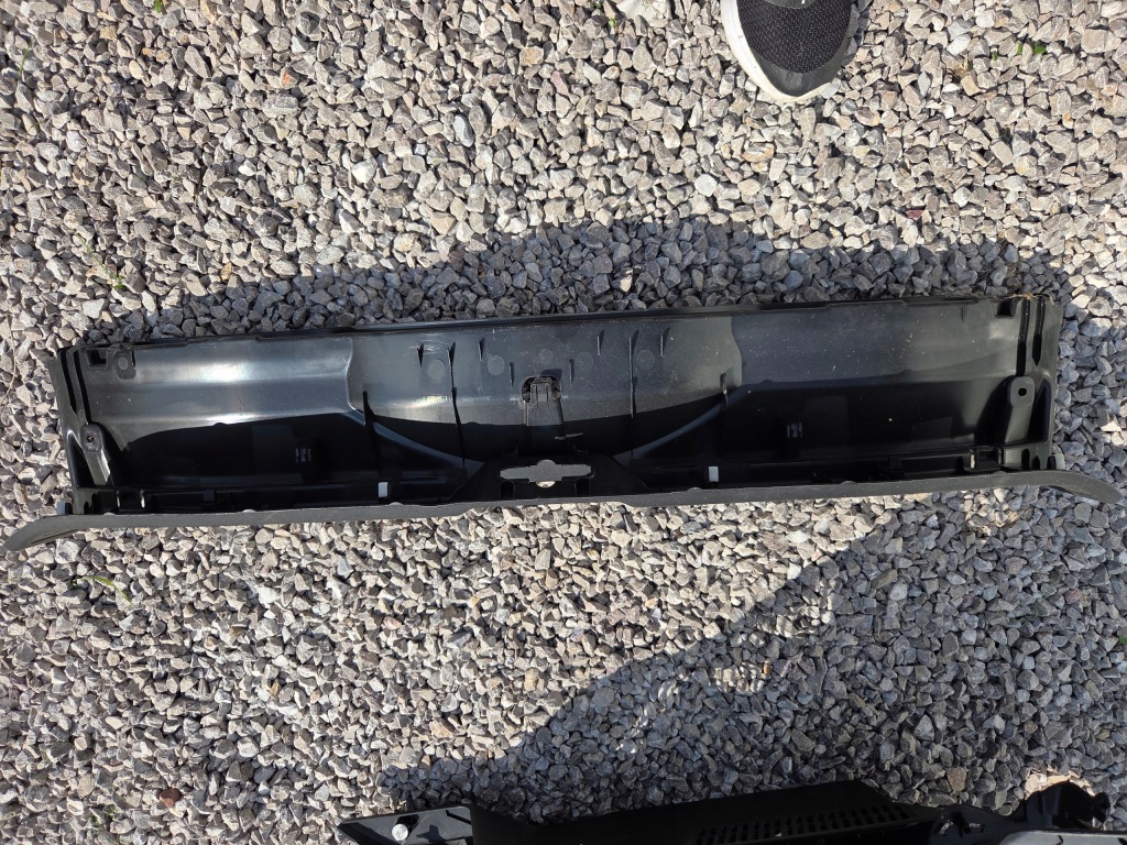 Купить Накладка поперечина заднего порог багажника renault austral 22- r. 849921733r