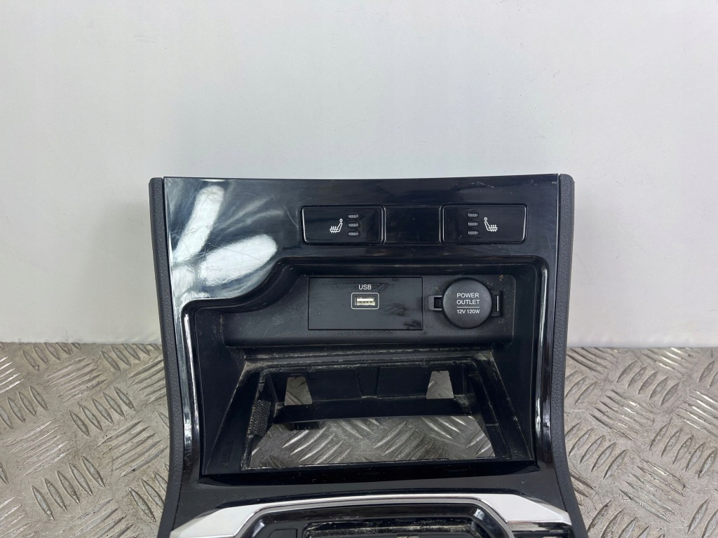 2022 ssangyong korando рамка важіль перемикання передач  7796337010 Недорого